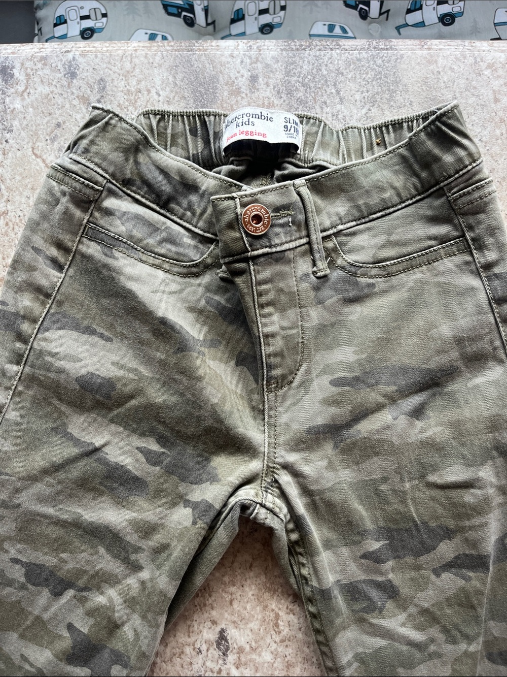 Girls Abercrombie kids Jean leggings slim Sz 9/10  camo